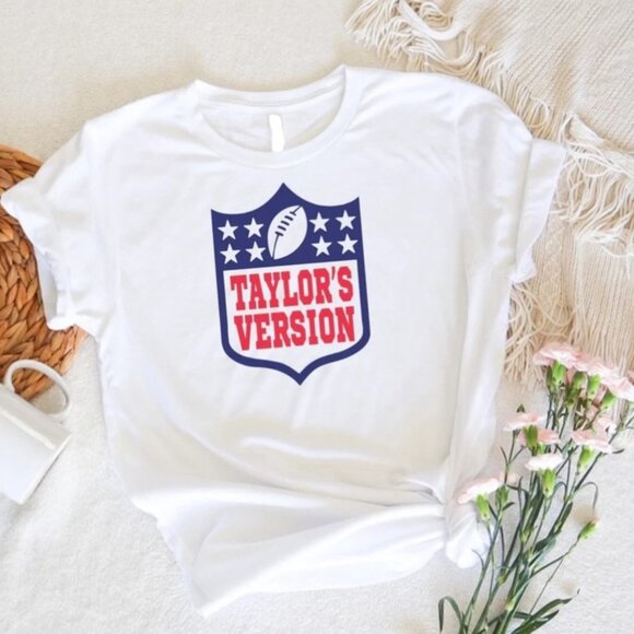 *SOLD* NFL Taylor’s Version Graphic T-shirt - Picture 1 of 1